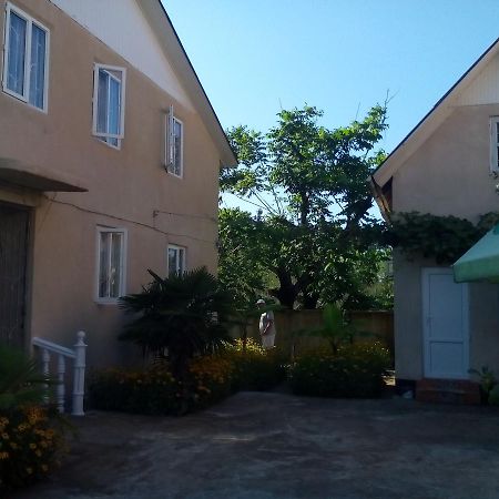 Guest House Giorgi Ureki Εξωτερικό φωτογραφία