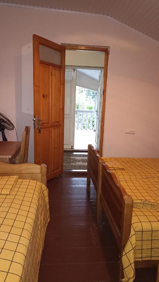 Guest House Giorgi Ureki Εξωτερικό φωτογραφία