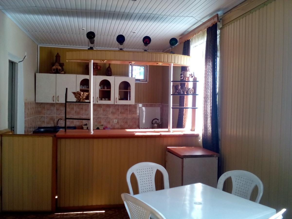 Guest House Giorgi Ureki Εξωτερικό φωτογραφία